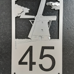 RVS huisnummer met naam "Molen"